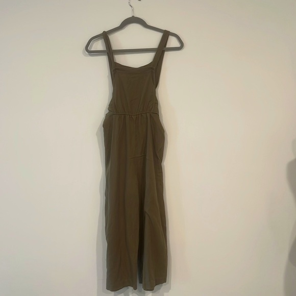 Blu Pepper Day to Day Women's Olive Green Jumper, Medium - Picture 2 of 3